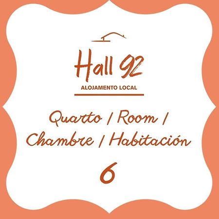 Hall 92 Quartos Com Wc Em Moradia Com Piscina A-Das-Lebres Loures Exterior foto